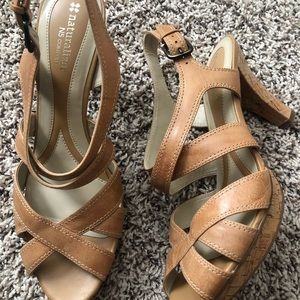 Naturalizers size 9.5 cute summer pumps